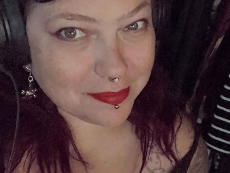 Micaela Loves Animals